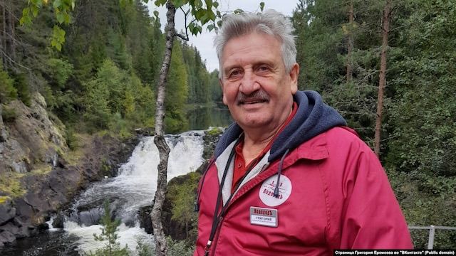 Ресейде соғысты тоқтатуға шақырған саясаткерге айыппұл салынды