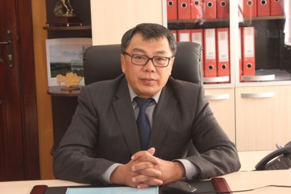 Экс-акима исключили из списка почётных граждан в Абайской области